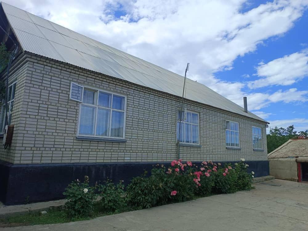 Meerim Guest House Bokonbayevo Zewnętrze zdjęcie