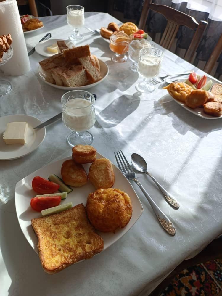 Meerim Guest House Bokonbayevo Zewnętrze zdjęcie